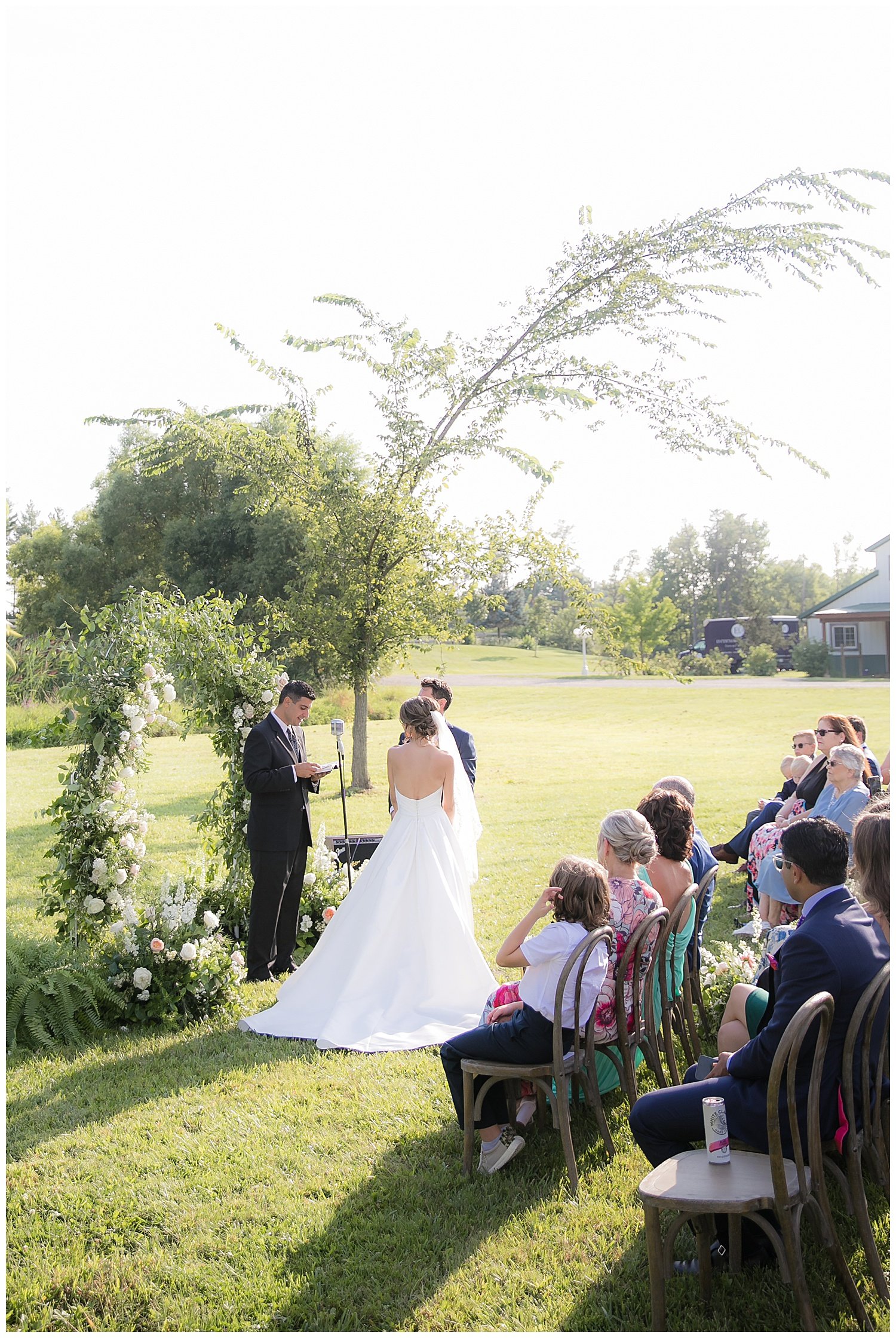 chicago-wedding-photographer-tacs-stables_0024.jpg