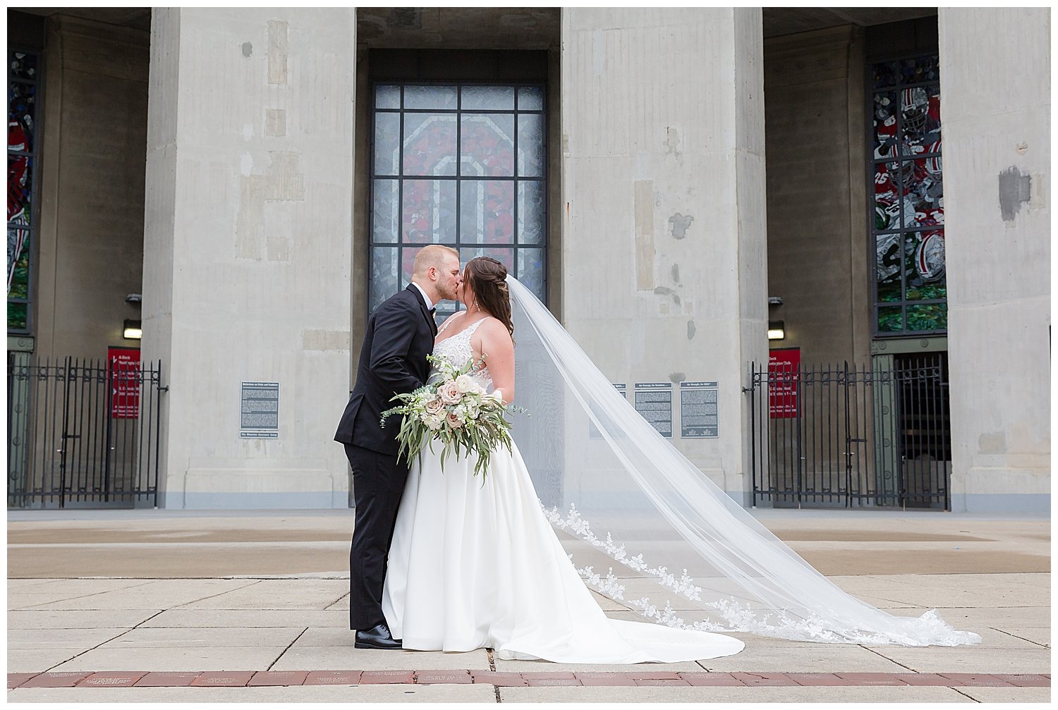 wedding pictures at the ohio state university campus