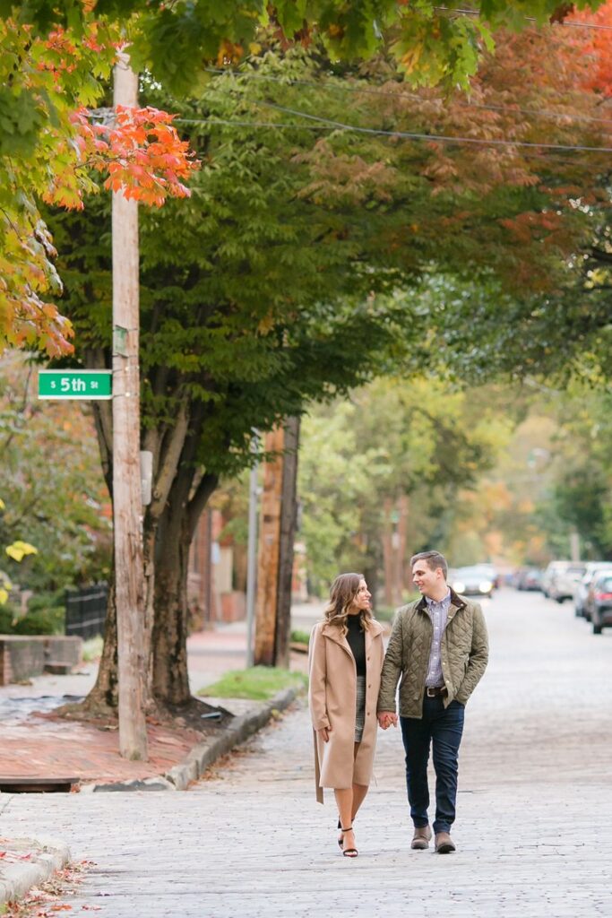 german-village-engagement-photos-in-the-fall