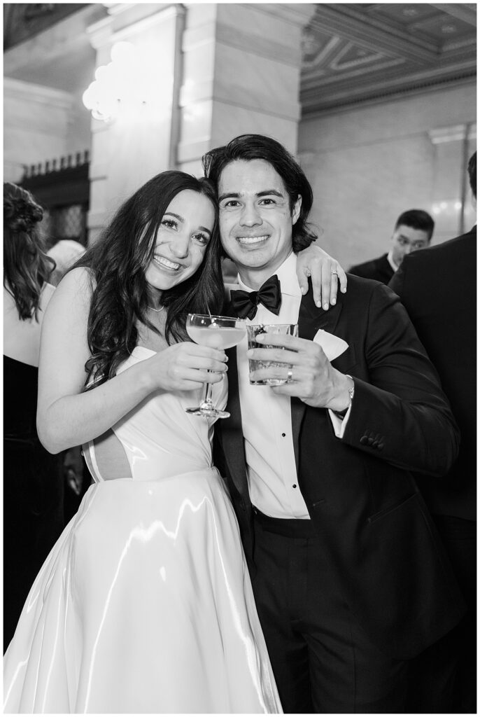 black-and-white-wedding-at-the-chicago-cultural-center