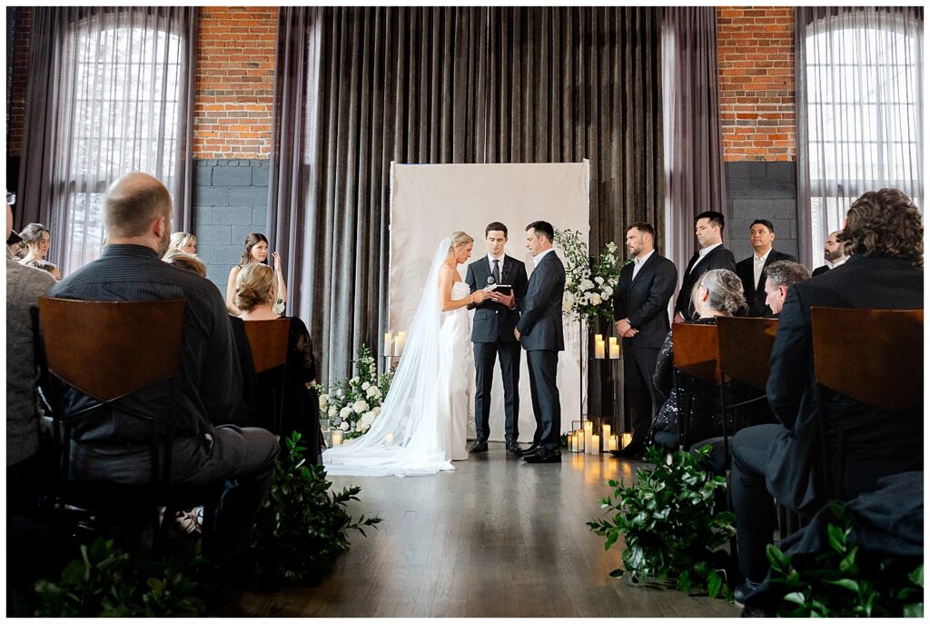 best-wedding-ceremony-columbus-ohio-highline-car-house-picture