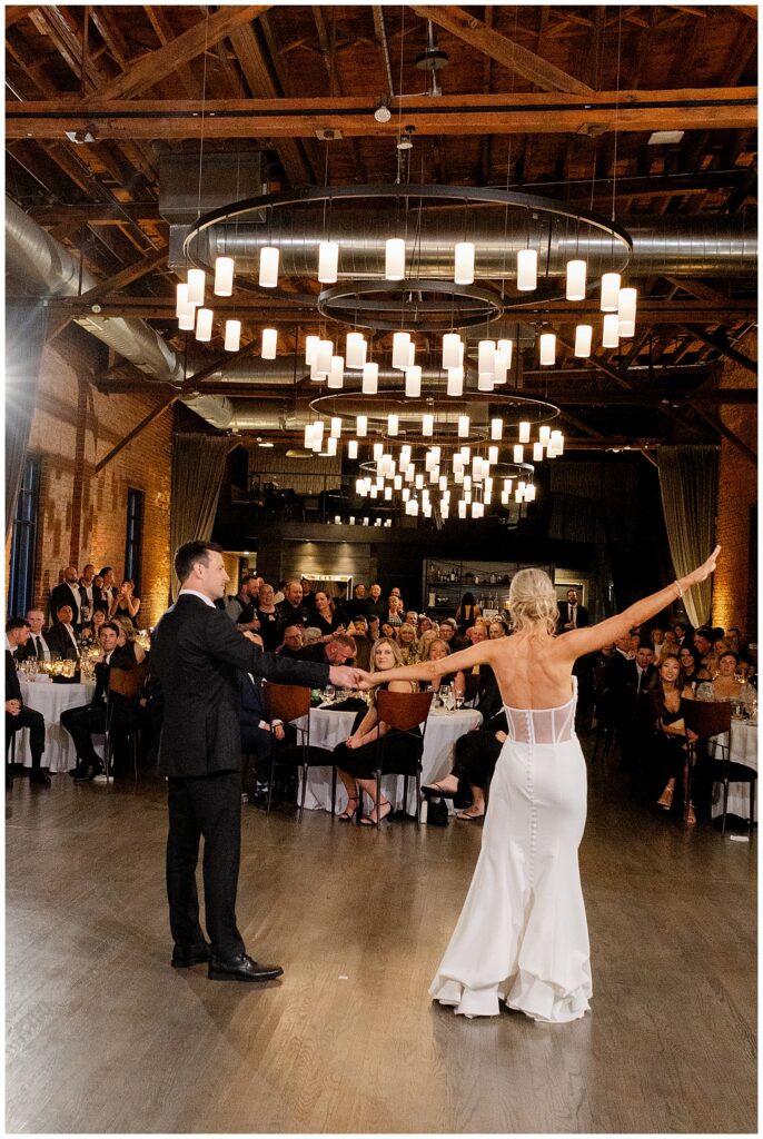 columbus-ohio-highline-car-house-wedding-finer-things-event-planning